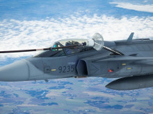 Lion Effort: Air combat and in-flight refuelling