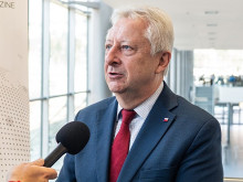 Defence Minister Jaromír Zůna: Without close cooperation with industry and a change in approach to procurement, we cannot keep pace with technological developments