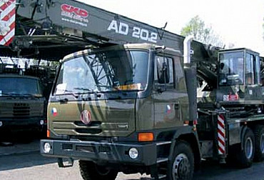 The Army requires general repairs of automotive cranes on T 815 chassis