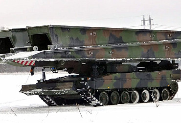 Armoured vehicles are getting heavier. The bridge assets of the engineer army have to keep up with it