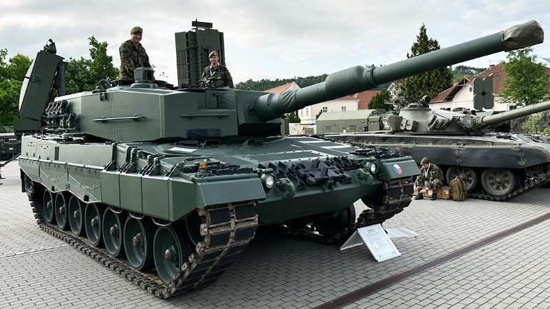 Crew protection is the greatest advantage of the Leopard 2