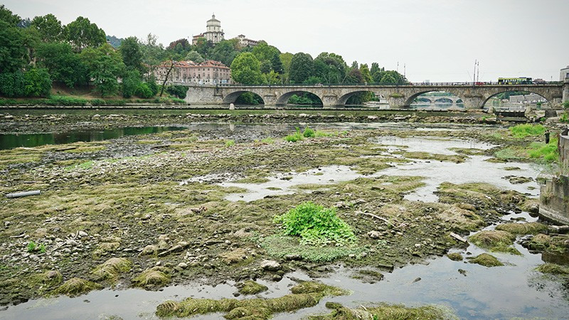 Water as a strategic weapon: New conflicts in a changing climate