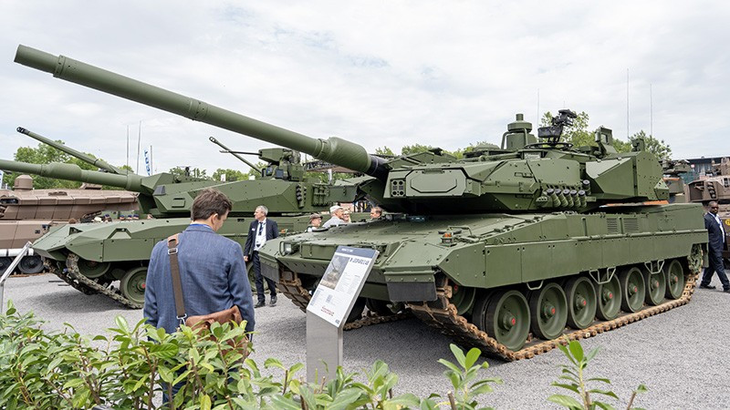 Eurosatory 2026 DAY 4: Equipment for the Czech Army and Trends That Are Changing Modern Warfare