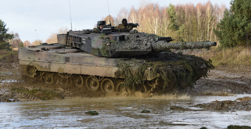 Leopard-2-A6-KMW-008