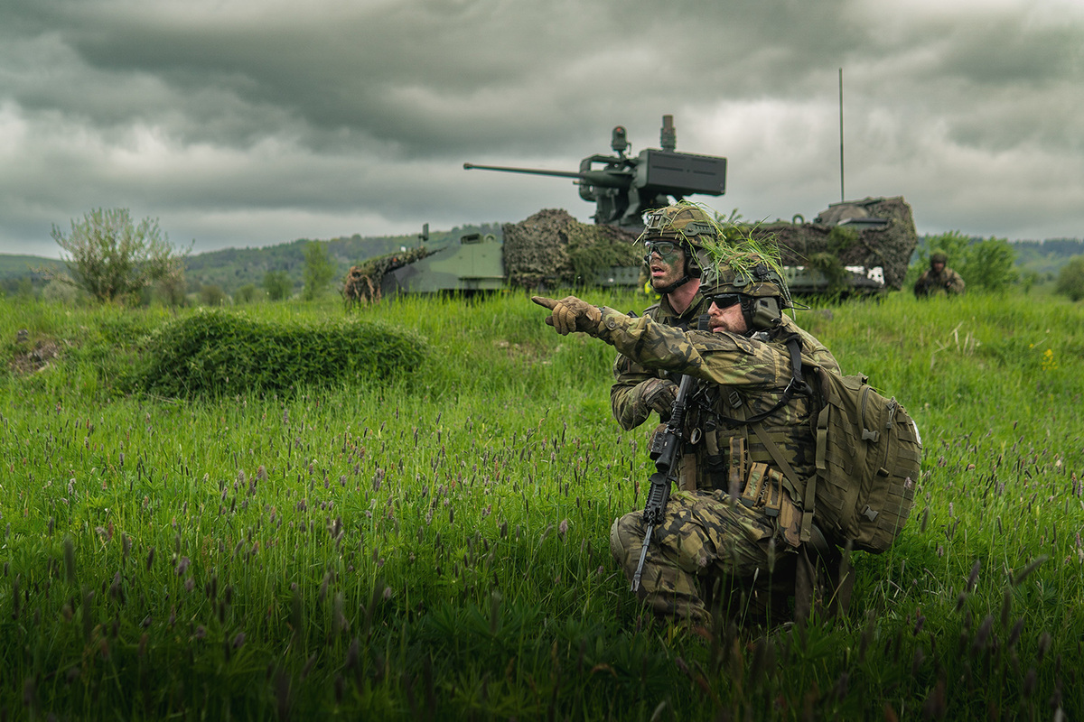 Foto: KBVP Pandur II 8x8 CZ a výsadek roje | Armáda ČR