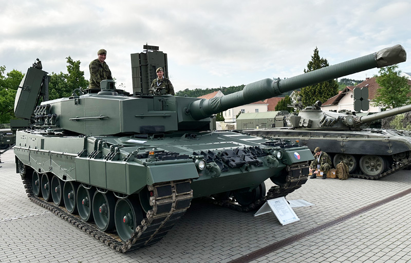 What makes the German Leopard 2 Tank so Special? 